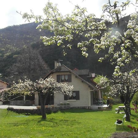 Au Vieux Tilleul Bed & Breakfast Veynes ภายนอก รูปภาพ